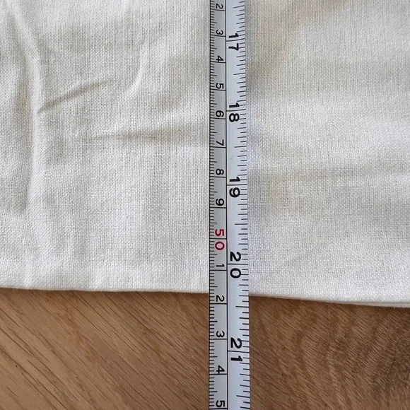 Cuyana Cream Drawstring Dust Bags, 3 pc set. Approx 14.5 x 20” @ - Picture 7 of 7